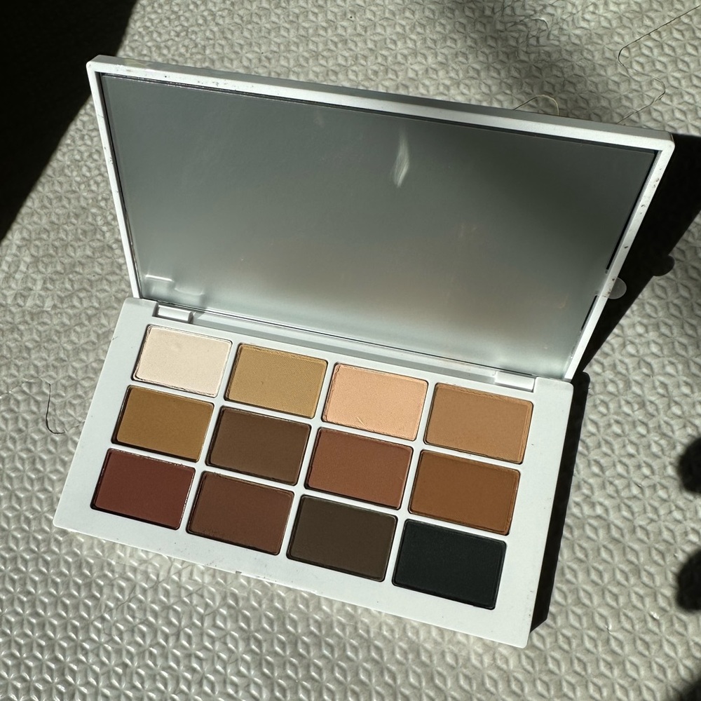 🆕 Makeup by Mario Master Mattes Eyeshadow Palette